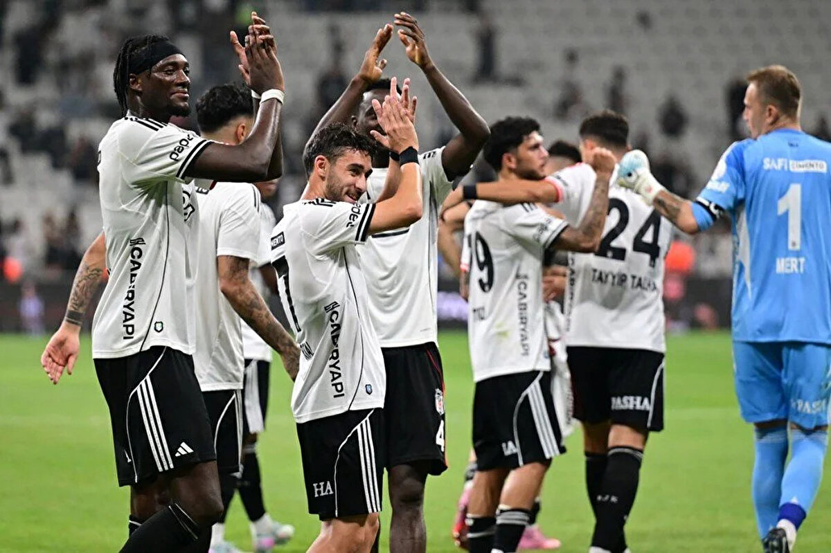 Lausanne-Beşiktaş maçı şifreli mi, şifresiz mi?<br><br>Karşılaşma, şifreli yayın yapan S Sport platformunda futbolseverlerle buluşacak. Maçın şifresiz yayını olmayacak.