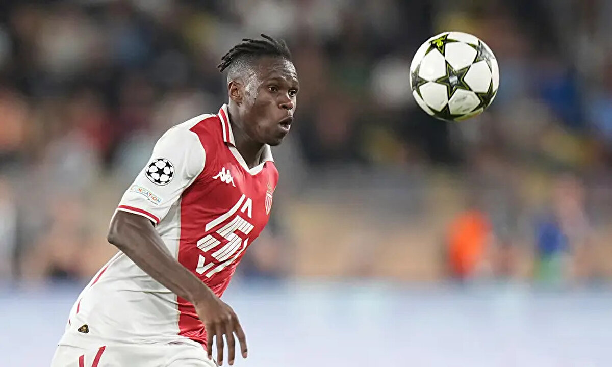 L'Equipe'de yer alan habere göre Wilfried Singo, Galatasaray'a transfer olmayı reddetti.<br>