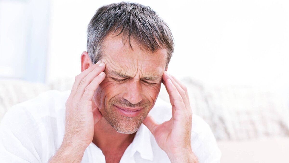 Ağrı bölgesine göre baş ağrıları aşağıda belirtiliyor; kimi zaman şakaklarda sıkışma, kimi zaman göz çevresinde baskı ya da alın bölgesinde yoğun bir ağrı olarak kendini gösterebiliyor.