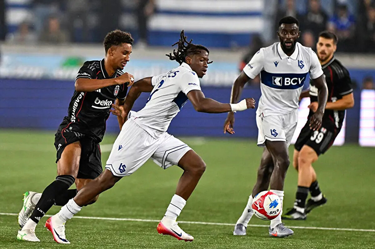 SRF: "Beşiktaş ile 1-1 berabere kalmak çoğu Lausanne taraftarının Türk ekibine karşı maçtan önce destekleyeceği bir sonuçtu. Ancak maçtan sonra bu sonuçtan artık memnun kalmayacaklar. Lausanne daha iyi bir takımdı, birçok gol kaçırdı ve iç sahadaki maçtan galip çıkmalıydı."<br>