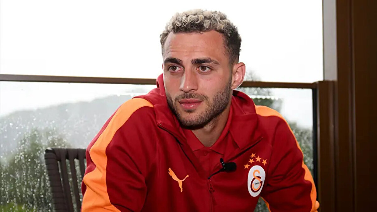Barış, son iki transfer döneminde kulübüne son derece önemli teklifler getirmiş; fakat Galatasaray’ın menfaatleri ve şampiyonluk hedefi doğrultusunda takımda kalmayı tercih etmiştir." şeklinde konuştu.<br>