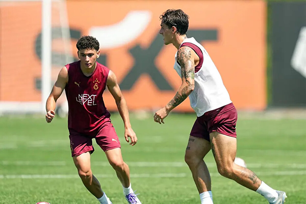 Nicolo Schira'nın haberine göre; İtalyan yıldızın, Serie A takımına transferi için Galatasaray ile görüşmeler devam ediyor.<br>