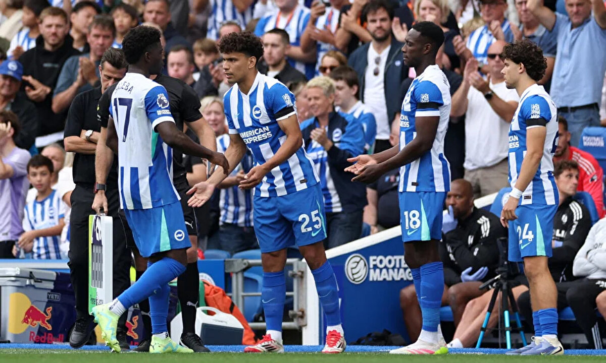 Premier Lig'e Fulham beraberliğiyle başlayan Brighton'da futbolculara favori statları soruldu.<br>