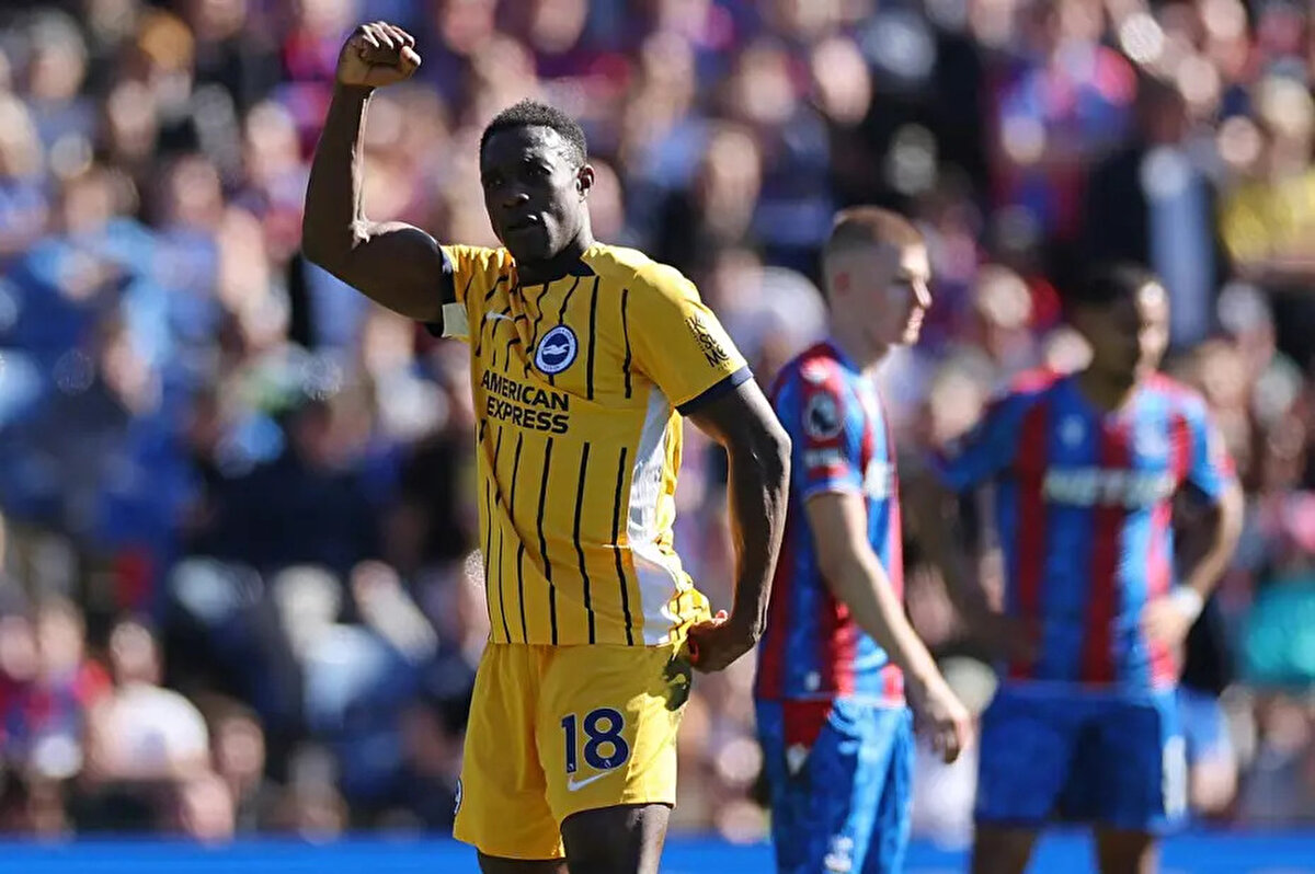 Öte yandan Brighton forması giyen bir başka isim Danny Welbeck ise oynadığı en iyi stadın Galatasaray'da olduğunu belirtti.<br>