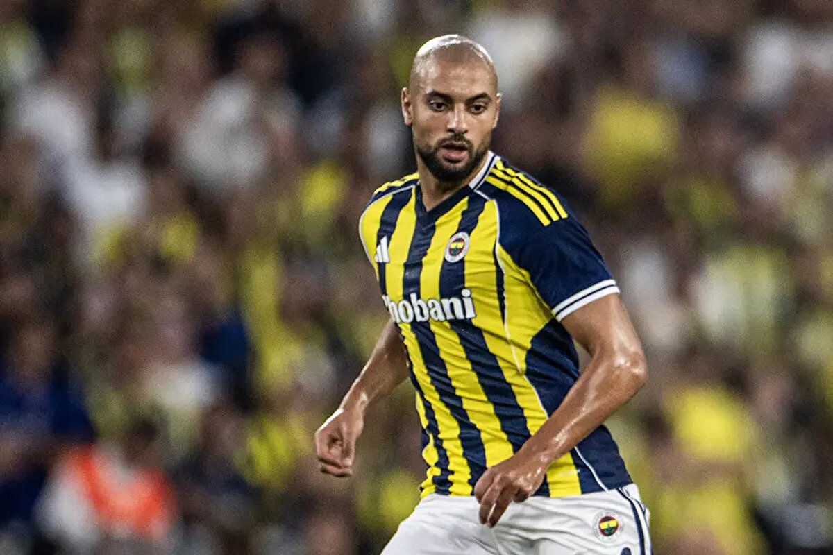 Sarı lacivertlilerin Faslı ön liberosu Sofyan Amrabat'a ilgi gösteren kulüpler olduğu ve temasların sürdüğü belirtildi.<br>