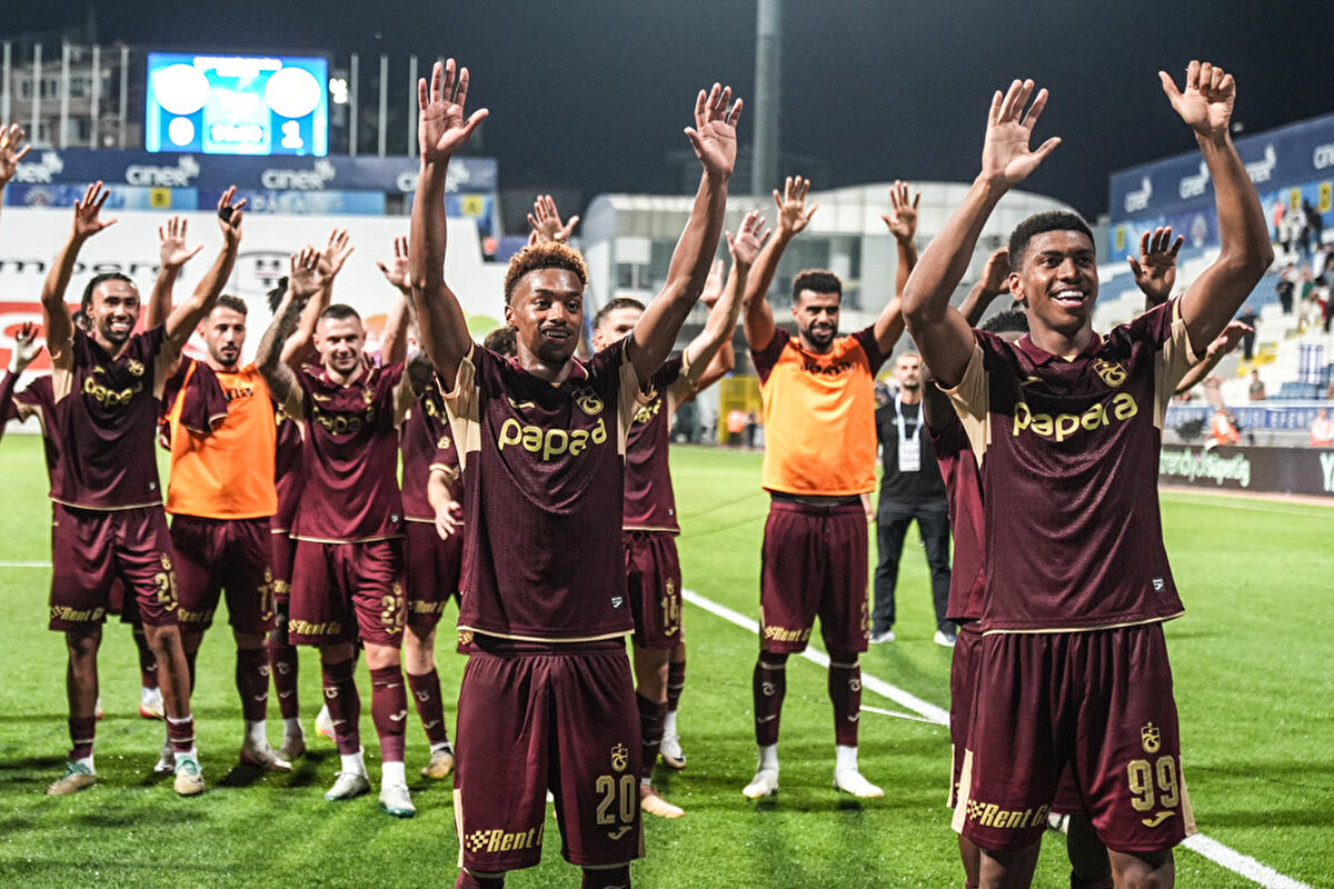 Trabzonspor - Antalyaspor maçı saat kaçta?<br><br>Papara Park’ta oynanacak Trabzonspor – Antalyaspor mücadelesi saat 19.00’da başlayacak. Maçın hakemliğini Ali Yılmaz yapacak.