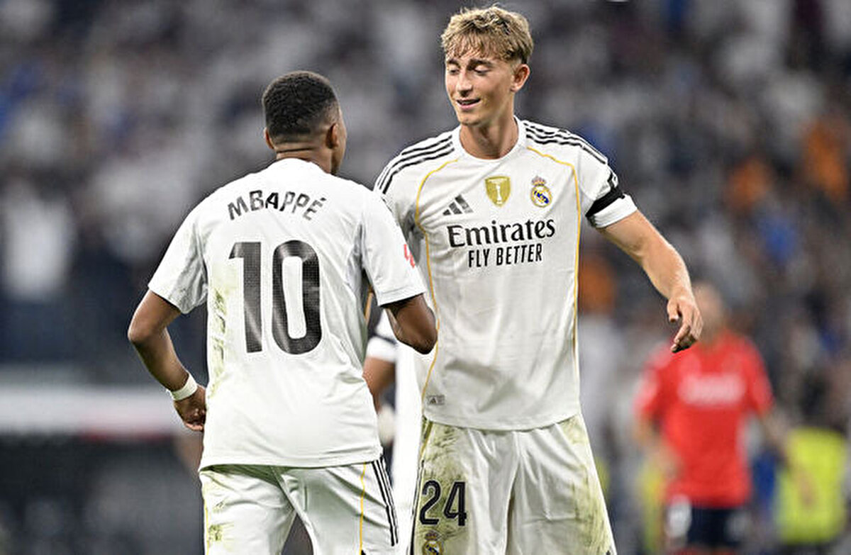 Real Oviedo - Real Madrid muhtemel 11’ler<br><br>Real Oviedo: Escandell, Alhassane, Calvo, Costas, Luengo, Vidal, Hassan, Sibo, Ilic, Chaira, Rondon.<br><br>Real Madrid: Courtois, Alexander-Arnold, Militao, Huijsen, Carreras, Valverde, Tchouameni, Arda Güler, Diaz, Vinicius Junior, Mbappe.