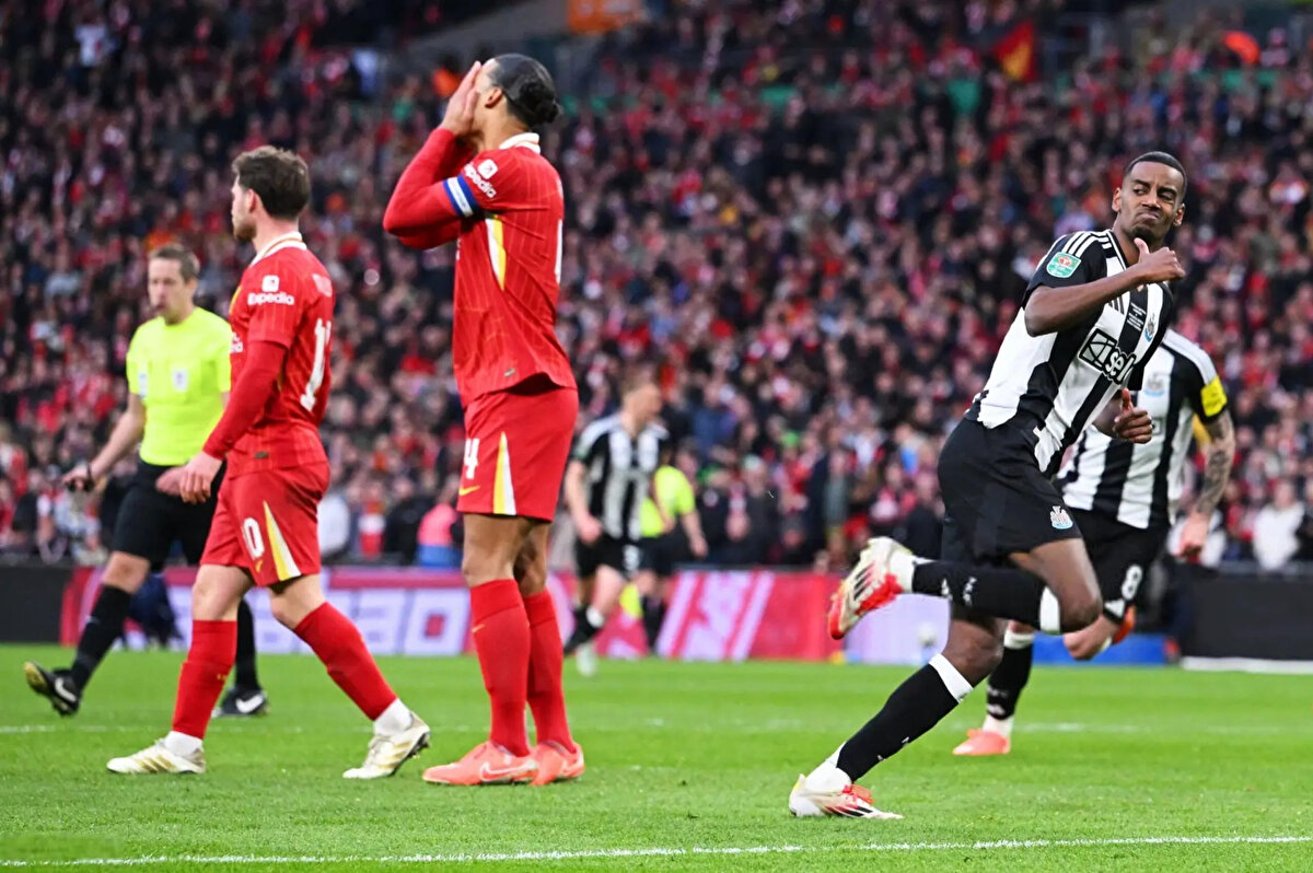 Yeni transferlerin maça dahil olup olmayacağı ise maç öncesinde açıklanacak. Her iki takım da güçlü kadrolarıyla sahada mücadele edecek ve futbolseverlere unutulmaz bir Premier Lig karşılaşması sunacak.