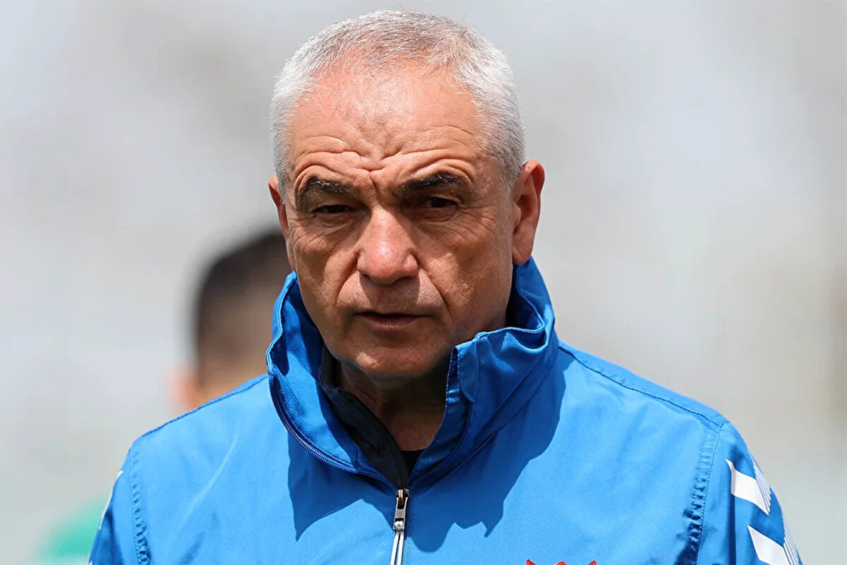 Radyo Gol'e konuşan Rıza Çalımbay, Barış Alper Yılmaz'la ilgili şu ifadeleri kullandı:<br>