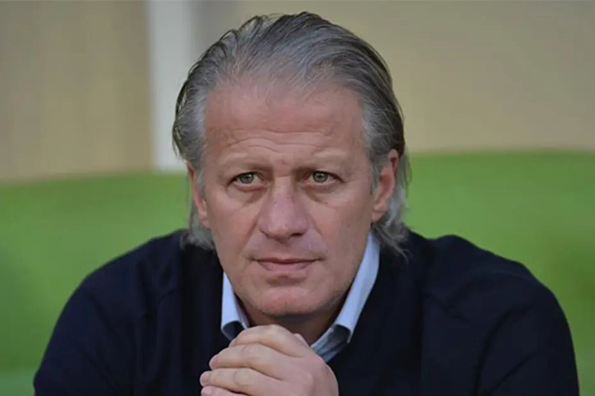 Benim en son duyduğum bir senelik 12 milyon euro, hadi anlat şimdi bana. Barış Alper Yılmaz'a gelecek olan miktar, kendisine sadece. <br>