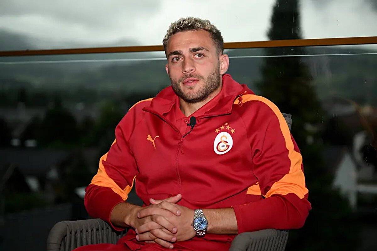 Kavukcu'dan Barış Alper açıklaması<br><br>Başkan Dursun Özbek'in ayrılığa kapıları kapatmasının ardından bir açıklama da Sportif A.Ş. Başkan Vekili Abdullah Kavukcu'dan geldi. Kavukcu, Barış Alper Yılmaz'la ilgili net ifadeler kullandı.<br>