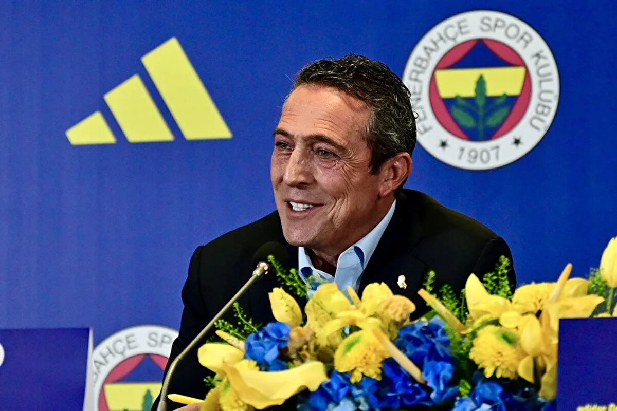 Öte yandan sponsorlar ve Fenerbahçeli iş adamlarının devreye girmesiyle söz konusu primin daha da artması bekleniyor.<br>