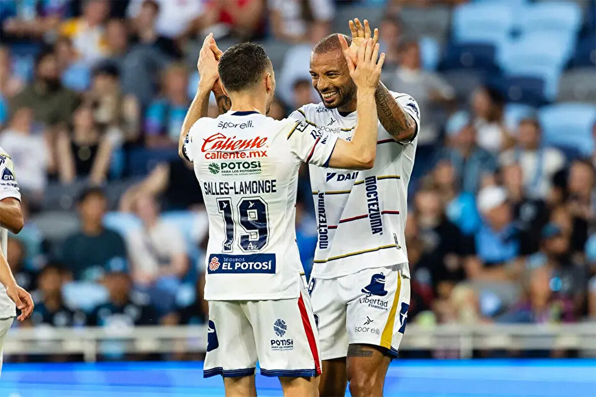 San Luis, ligin ilk 6 haftasında 9 gol atarken, bu gollerin 6'sı Joao Pedro'dan geldi.<br>