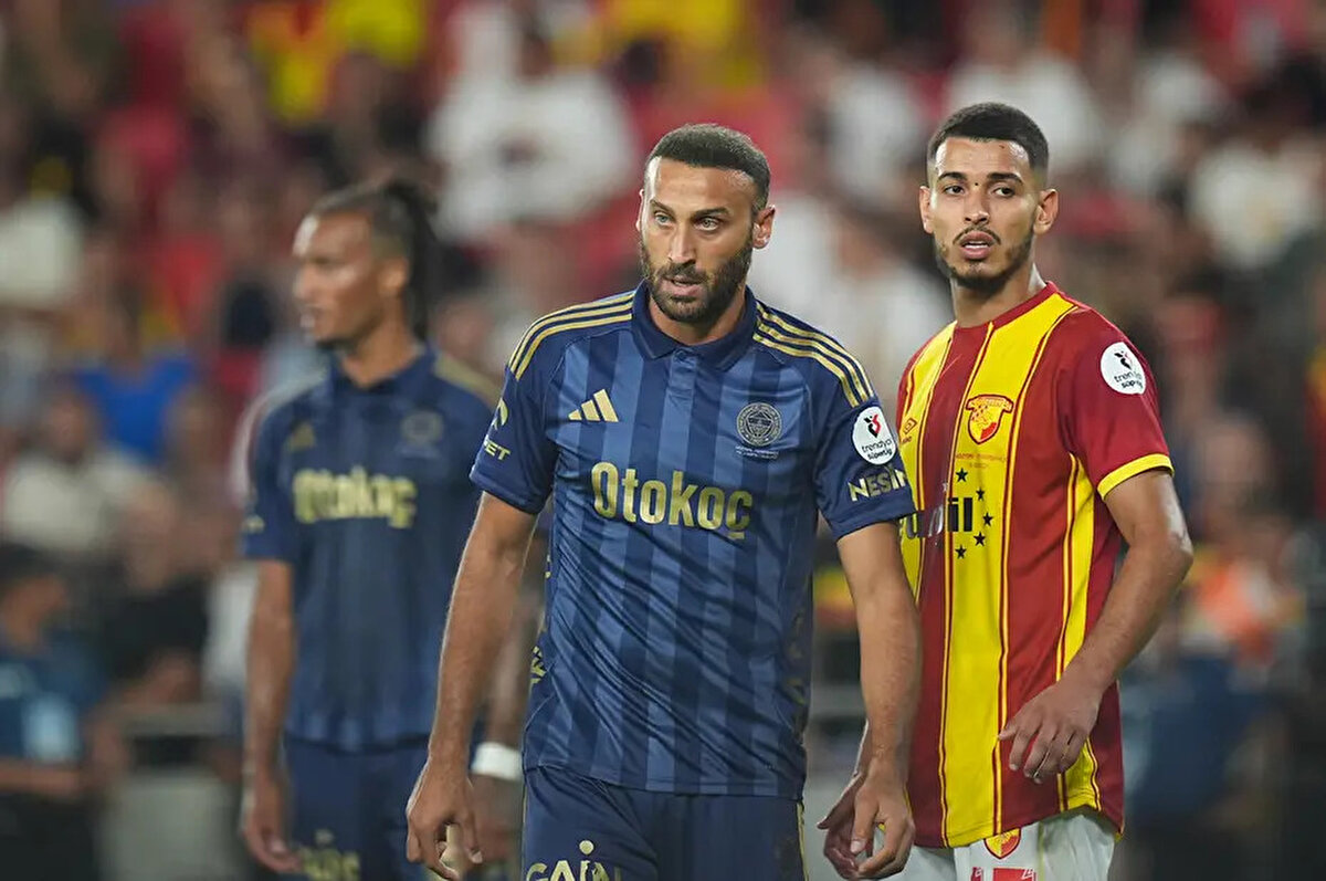 Fenerbahçe'nin Benfica maçının kamp kadrosu şöyle:<br>