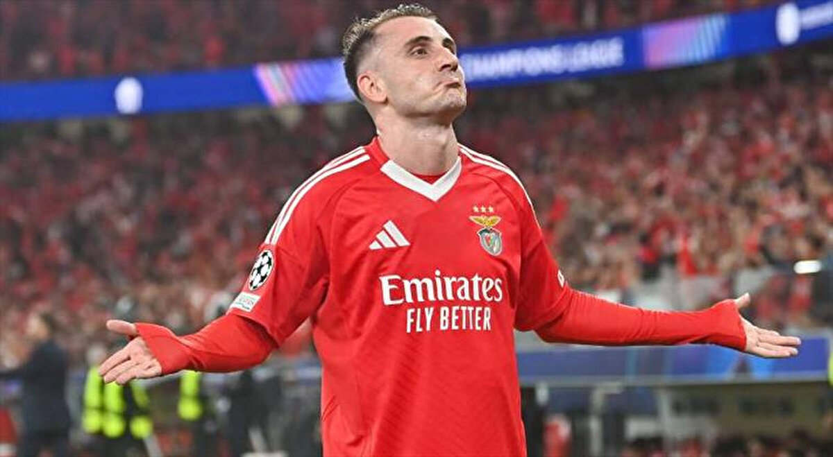 Portekizli çalıştırıcının bu maçta da aynı ters köşeyi yapıp yapmayacağı merak konusu.