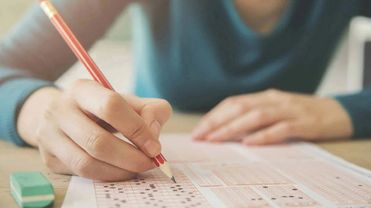 📌 Açık Lise sınav ücreti 2025 ne kadar?<br>Geçen yıl 400 TL idi, bu yılki ücret MEB kılavuzu ile açıklanacak.