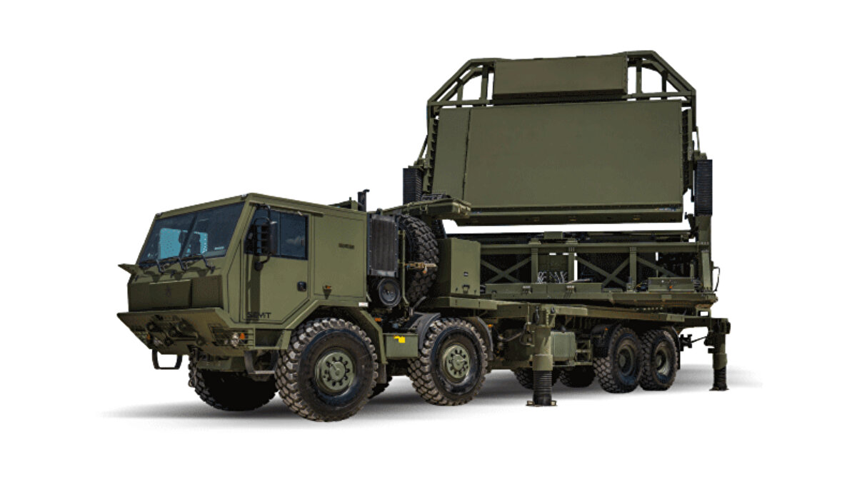 ALP-300G <br><br><br>Türkiye'nin en gelişmiş mobil erken ihbar radar sistemi <br>Uçak, helikopter, İHA), balistik füzeler, seyir füzelerini tespit edebilir <br>30 dakika içinde kurulup toplanabilir<br>Kesintisiz Çalışma Yeteneği <br>4,000’den fazla TR modülüne sahip<br>500'e yakın kanal ile sayısal haberleşme yapabilir<br>SİPER gibi hava savunma sistemleriyle entegre çalışabiliyor  