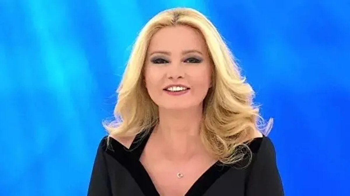 Müge Anlı ne zaman başlıyor?<br><br>Merakla beklenen soru yanıt buldu: Müge Anlı 1 Eylül 2025 Pazartesi günü saat 10:00’da başlıyor. Hafta içi her gün ATV ekranlarında yayınlanacak program, yine gündüz kuşağının en çok konuşulan yapımlarından biri olacak.