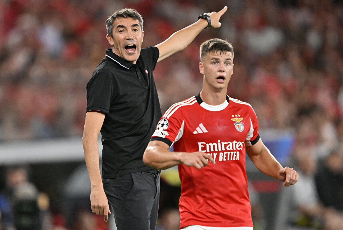 UEFA Şampiyonlar Ligi play-off turu rövanş maçında, Benfica ile Fenerbahçe takımları Portekiz’in Lizbon şehrindeki Luz Stadı'nda karşı karşıya geldi.