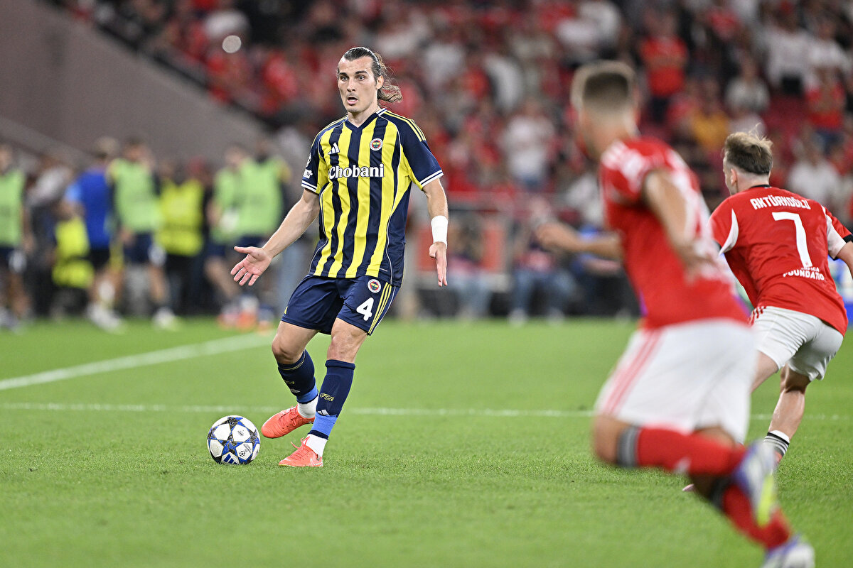 Kerem Aktürkoğlu, Fenerbahçe'ye karşı kaydettiği golün ardından gol sevinci yapmadı