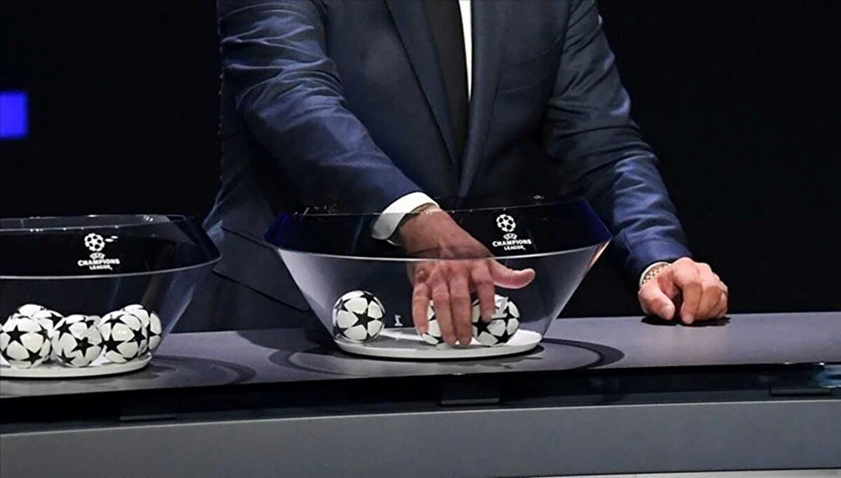 UEFA Şampiyonlar Ligi play-off maçlarının tamamlanmasının ardından grup aşamasına yükselen 7 takım netleşti.