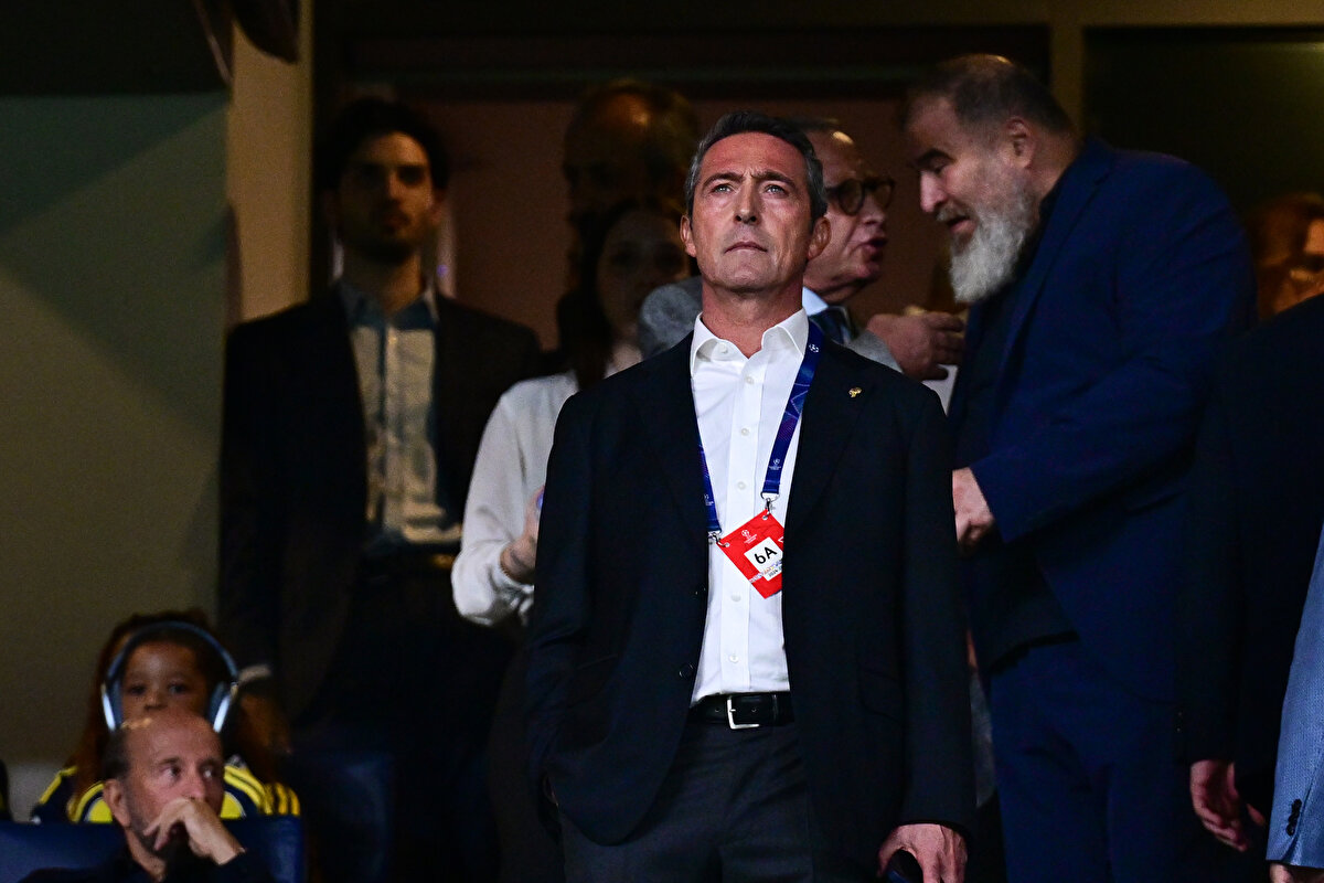 Final TÜPRAŞ Stadı'nda<br><br>Bu sezon UEFA Avrupa Ligi finali, Türkiye'de oynanacak. Final karşılaşması, 20 Mayıs 2026'da İstanbul Tüpraş Stadyumu'nda yapılacak.