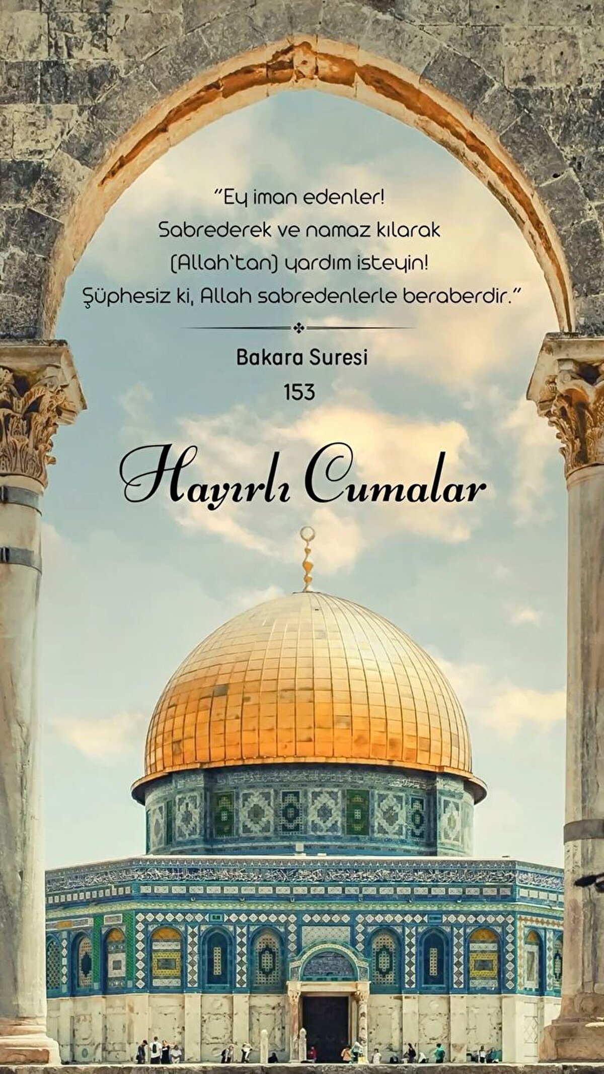 ANLAMLI CUMA MESAJLARI<br><br>Ey Rabbimiz! İşlerimizde muvaffakıyetler ihsan eyle. Yanlış yollara gidenleri gittikleri yoldan döndür. Hanelerimize mutluluk nasip eyle. Kaldırmakta zorlanacağımız yüklerle bizleri imtihan eyleme. Darda ve zorda koyma. Amin. Cumamız mübarek olsun.<br><br>Güneş kadar parlak, kalbiniz melekler kadar temiz, yolunuz okyanuslar kadar açık olsun güzel kalplerinizde güzellikler, sevgiler bol olsun. Her nefes alışınız sağlık, mutluluk sevgi huzur dolu olsun. Hayırlı nurlu Cumalar.