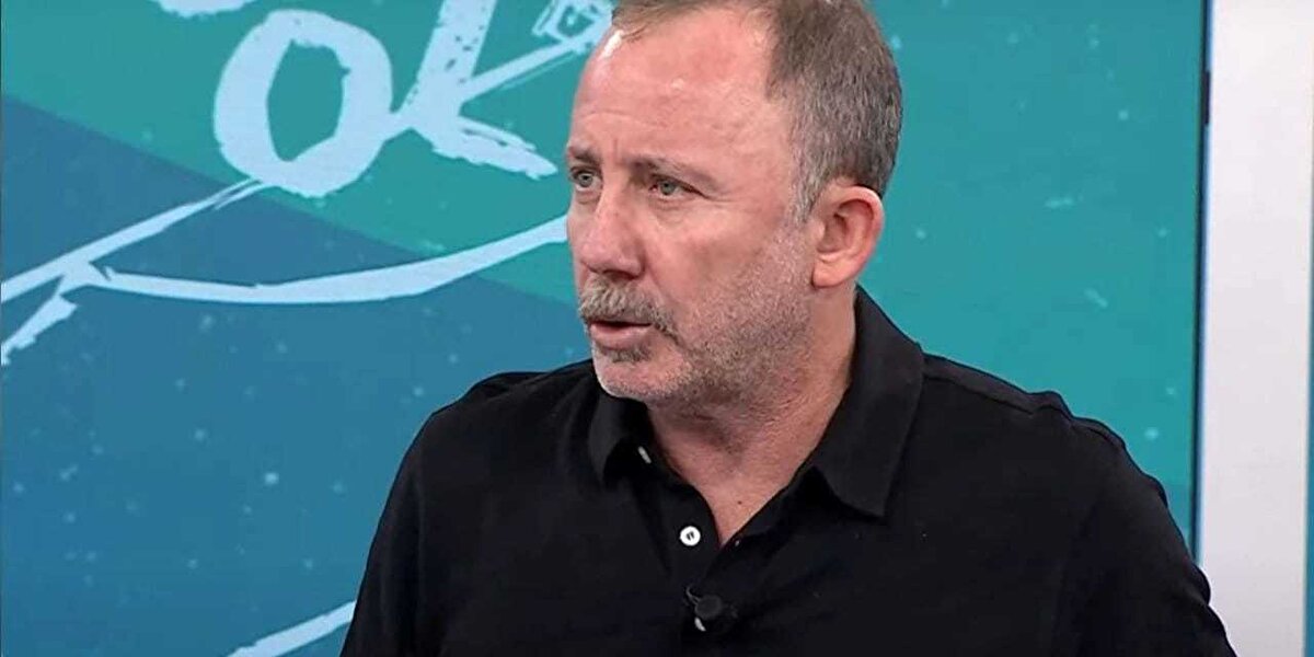 Haber Global'in haberine göre; Beşiktaş Başkanı Serdal Adalı ile Sergen Yalçın arasında bir görüşme gerçekleştirildi.