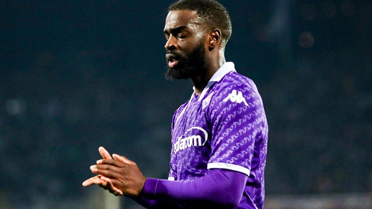 Fransız futbolcu, Lille'de forma giydiği dönemde piyasa değeri 40 milyon euroya kadar ulaşmıştı.<br>