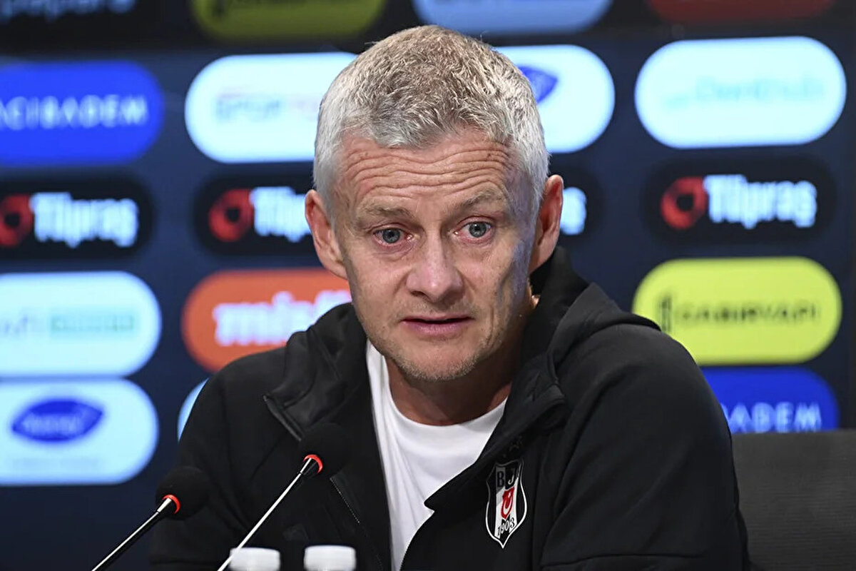 UEFA Konferans Ligi'nde İsviçre'nin Lausanne ekibine rövanşta mağlup olarak elenen Beşiktaş'ta karşılaşmanın ardından teknik direktör Ole Gunnar Solskjaer'le yollar ayrıldı.<br>