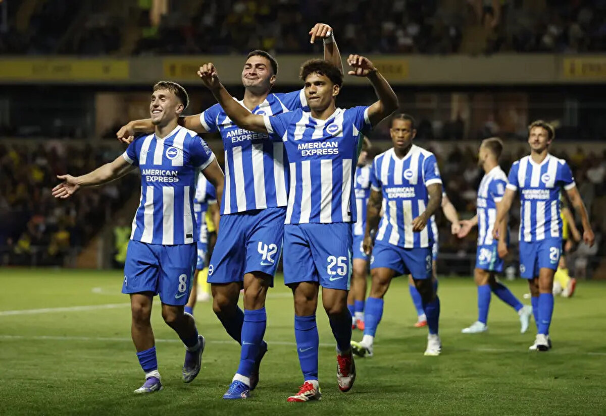 Sezona kötü başlayan ve iki maç sonunda henüz 3 puanla tanışamayan Brighton ise ilk galibiyetini Manchester City karşısında alma peşinde.<br>