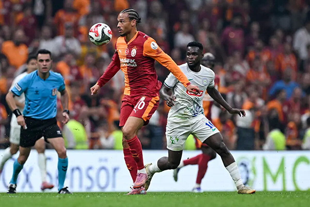 Süper Lig'in 4. haftasında Çaykur Rizespor deplasmanda Galatasaray ile karşı karşıya geldi. Karadeniz ekibi müsabakadan 3-1 mağlup ayrılırken, kulüpten gece geç saatlerde flaş bir açıklama geldi.<br>