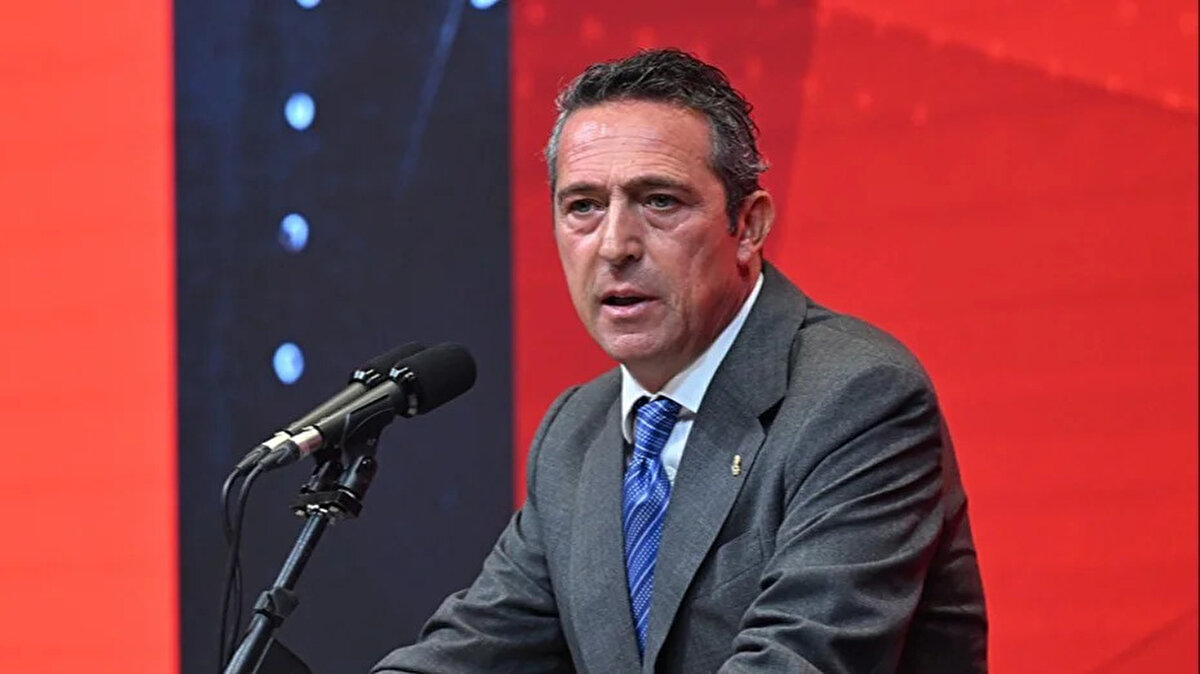 <br>Jose Mourinho ile yollarını ayıran Fenerbahçe, teknik direktör arayışlarını sürdürüyor. 