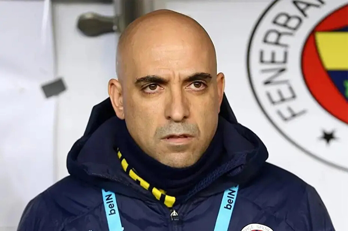 Öte yandan haberde Zeki Murat Göle'nin genel kurula kadarki Gençlerbirliği, Trabzonspor ve Kasımpaşa maçlarında görev alacağı aktarıldı.<br>