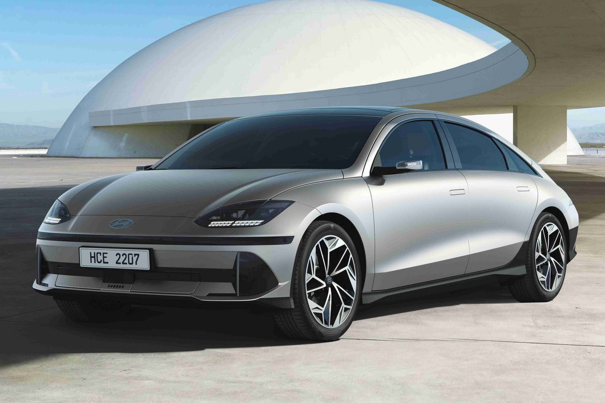 Hyıundai Ioniq 6:<br>Advance 111 kW 4x2 2.185.000 TL