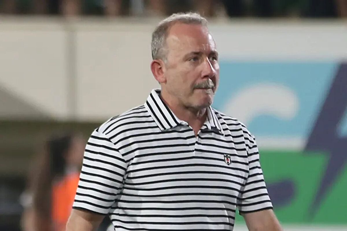 "Yoğun bir 2-3 gün geçirdik. 2 günde 3-4 saat uyku uyuduk. Çok zor bir 3 gün geçirdik. Bundan sonra daha rahat olacağız. Muhtemelen yarın, öbür gün başkanla ciddi birtakım toplantılar yapacağız. <br>