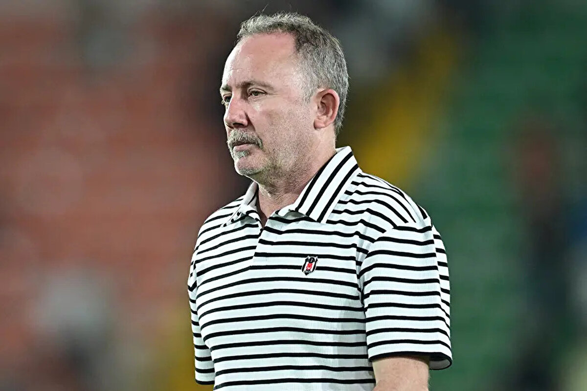 Bugün Başkan Serdal Adalı ile ciddi toplantılar gerçekleştireceğini belirten Sergen Yalçın'ın, Cengiz Ünder sorusuna verdiği yanıt şöyle oldu:<br>