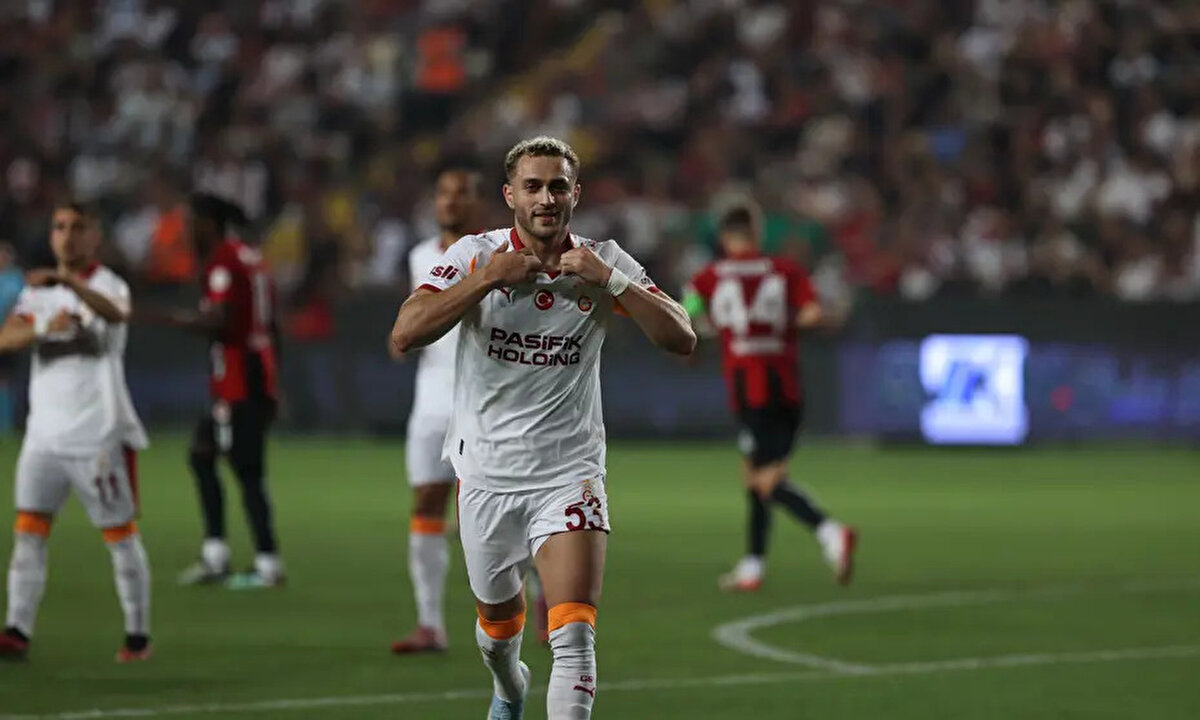 Yapılan toplantının ardından Başkan Dursun Özbek, Barış Alper Yılmaz'ın satış işlemlerine başlanması talimatı verdi.<br>