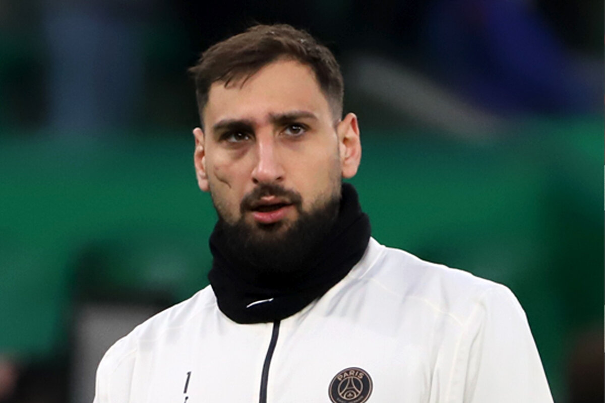 PSG, Donnarumma'yı 2021-22 sezonu başında Milan'dan bedelsiz olarak kadrosuna katmıştı.<br><br>