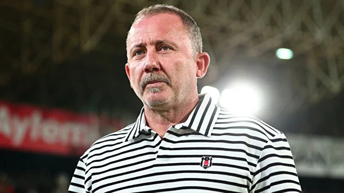 Kara kartal Sergen Yalçın'ın başa gelmesi ile birlikte savunma alanına takviye yapmayı planlıyor.