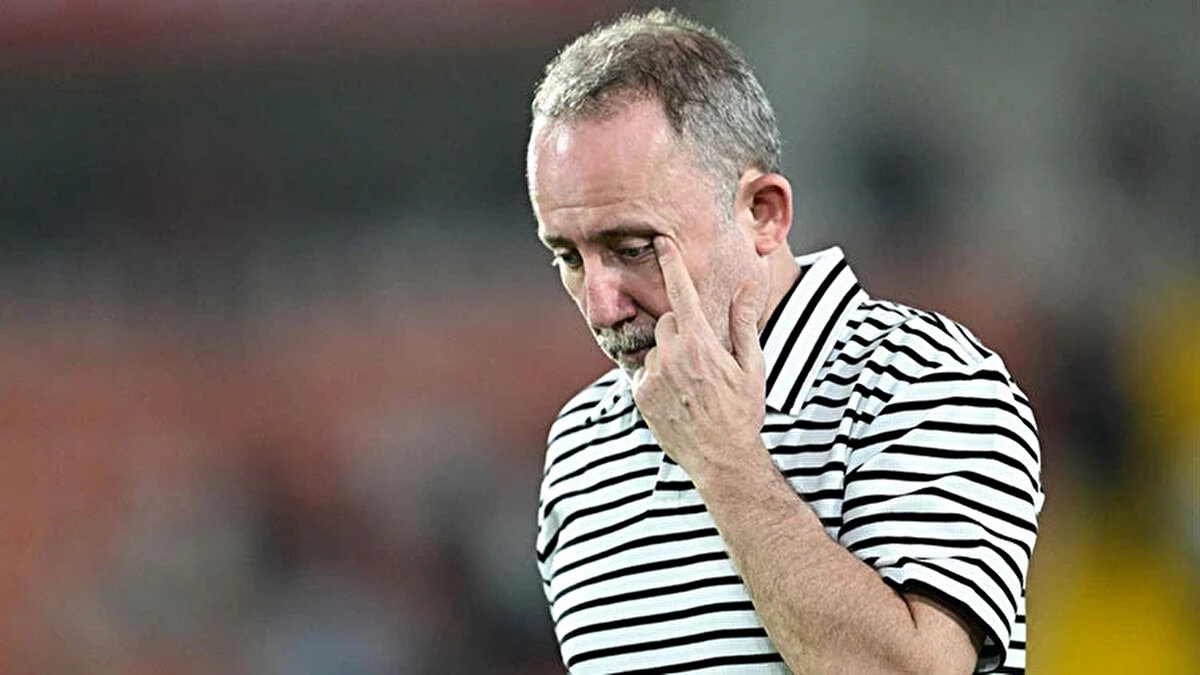 Beşiktaş'ın hedefi 12 Eylül'de kapanacak olan transfer dönemi öncesinde bu eksikliği gidermek.