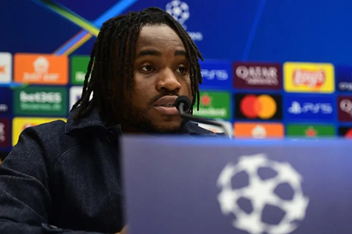 Son günlerde transfer gündemi yoğunlaşan Galatasaray'da gündemdeki isimlerden biri de Ademola Lookman.