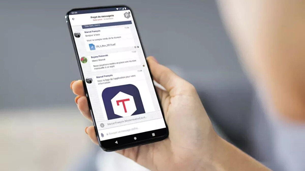 TCHEP KULLANMA ZORUNLULUĞU GETİRİLDİ<br><br>Yaklaşık 300 bin kamu çalışanı tarafından kullanılan Tchap, alınan kararla birlikte tüm memurlar için zorunlu hale geldi. Düzenlemenin kısa sürede tüm kamu kurumlarına yayılması bekleniyor.