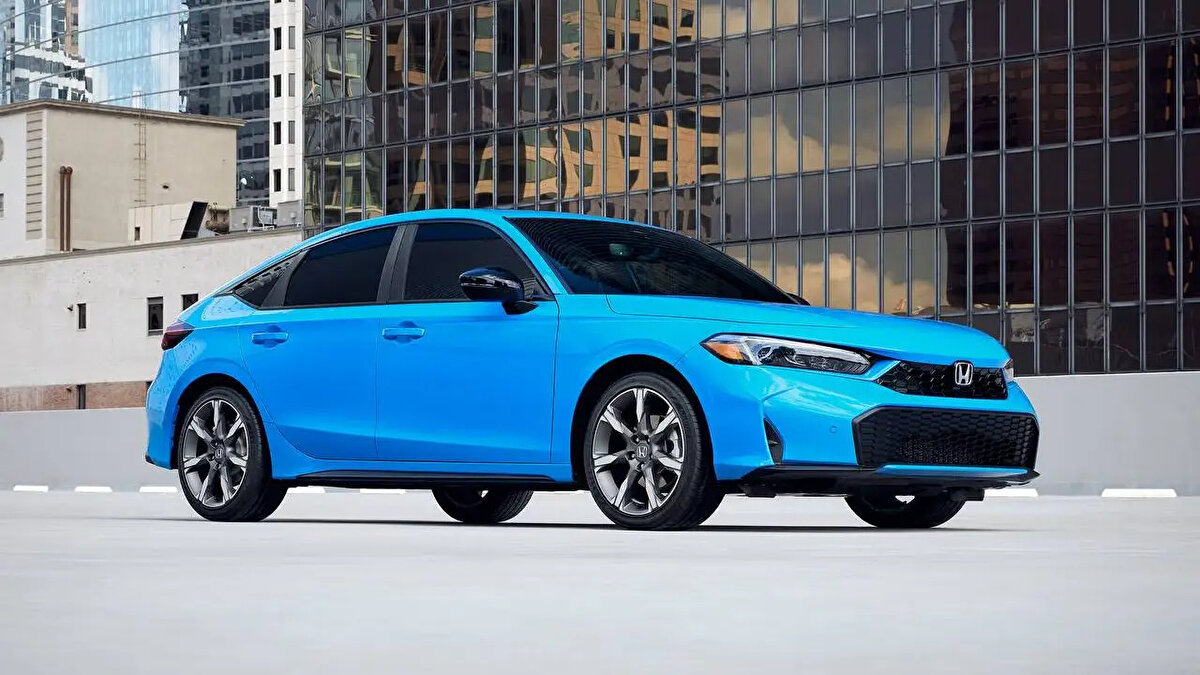 <br><br>HONDA<br><br>Jazz: 1.610.000 – 1.695.000 TL<br><br>Civic: 2.270.000 – 2.585.000 TL<br><br>HR-V: 2.160.000 – 2.805.000 TL<br><br>CR-V: 5.970.000 TL<br><br>Type R: 4.840.000 TL<br>