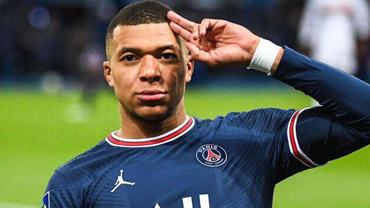 7- Mbappe  (36 km/h)