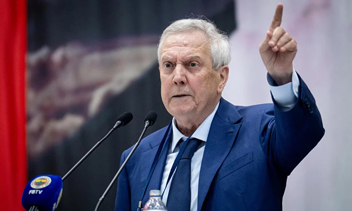 Aziz Yıldırım hangi adayı destekleyecek?<br><br><br>Öte yandan Aziz Yıldırım'ın hiçbir adayı desteklemeyeceği bildirildi.<br><br>