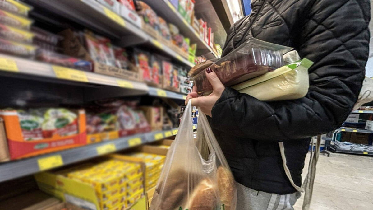 Bu açıklama ile birlikte hem aylık hem de yıllık enflasyon oranı netleşecek. Ayrıca, açıklanacak enflasyon oranları, konut kiralarında uygulanacak artış oranlarının da belirlenmesinde kritik rol oynayacak.