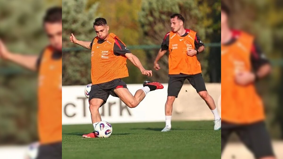 4 Eylül'de Gürcistan ile yapılacak olan 2026 FIFA Dünya Kupası Avrupa Elemeleri maçı için A Milli Futbol Takımı, hazırlıklarını sürdürüyor. Yunus Akgün ve Kerem Aktürkoğlu'nun yaptığı sosyal medya paylaşımları sosyal medyada gündem oldu. 