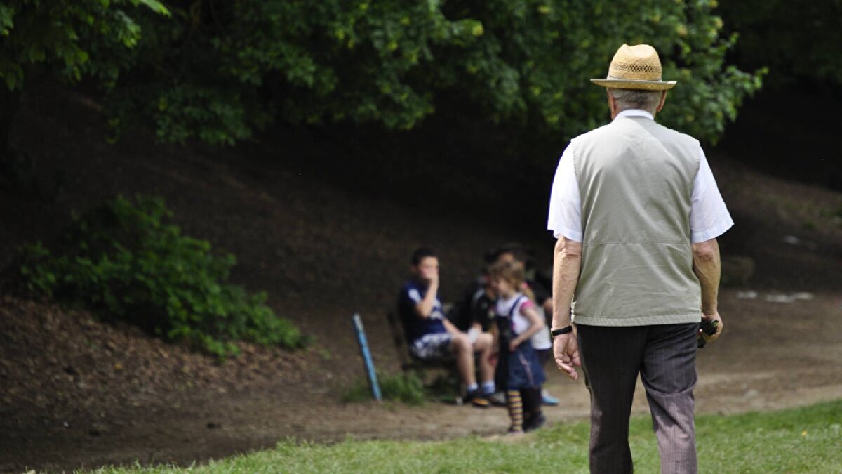 Hareketsiz kalmamak<br><br>Günlük aktif yaşam: Yürüyüş, ev işleri, alışveriş gibi aktivitelerle