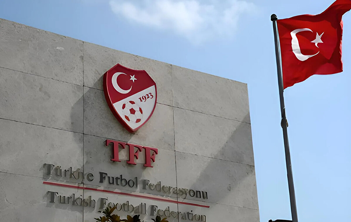 Soruşturma Devam Ediyor<br>PFDK, bu sürecin Ankara Batı Cumhuriyet Başsavcılığı'nın yürüttüğü soruşturmanın sonucuna göre devam etmesine karar verdi. Ayrıca, alınan idari tedbirlerin kaldırılarak incelemenin sürdürülmesine hükmedildi